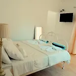 Albert\'S Place