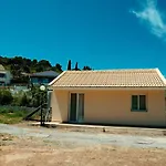 Albert\'S Place