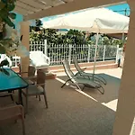 Albert\'S Place